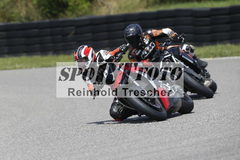 /27 12.06.2025 Ducati Schweiz Trackday Warmup  ADR/gelb-jeaune/8